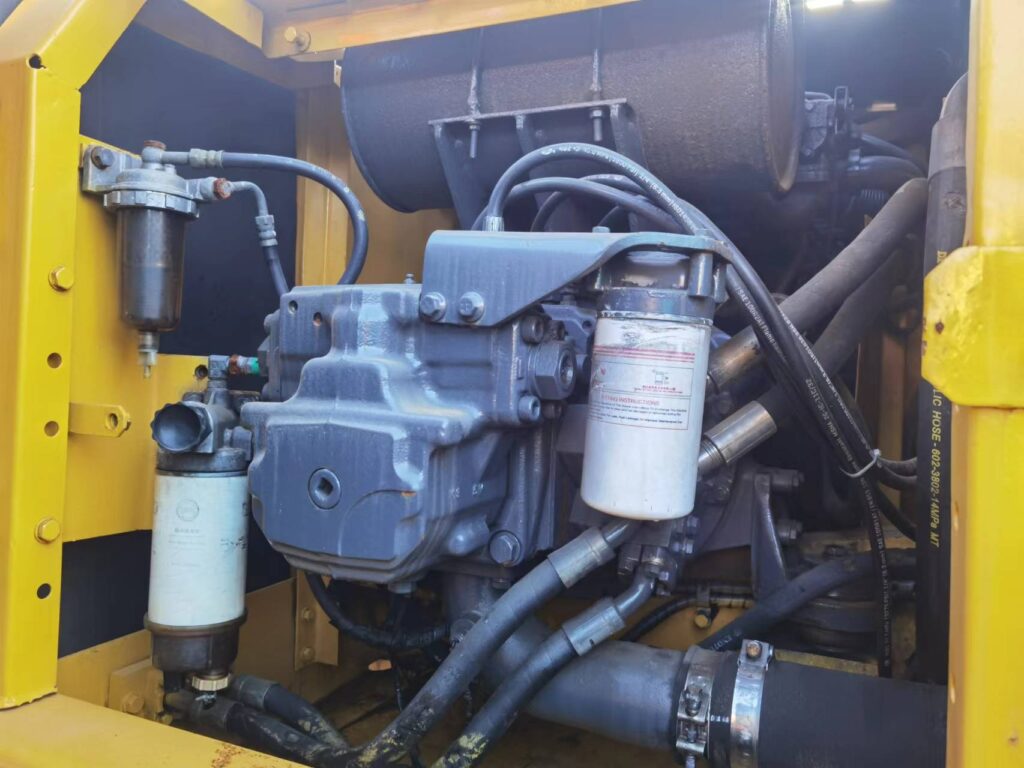 Escavatore Cingolato Idraulico Komatsu Pc200-7 da 20 Tonnellate Giapponese, Escavatore Komatsu Pc400-8 per la Tanzania