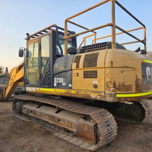 Excavadora Caterpillar 323D2 L Año 2017